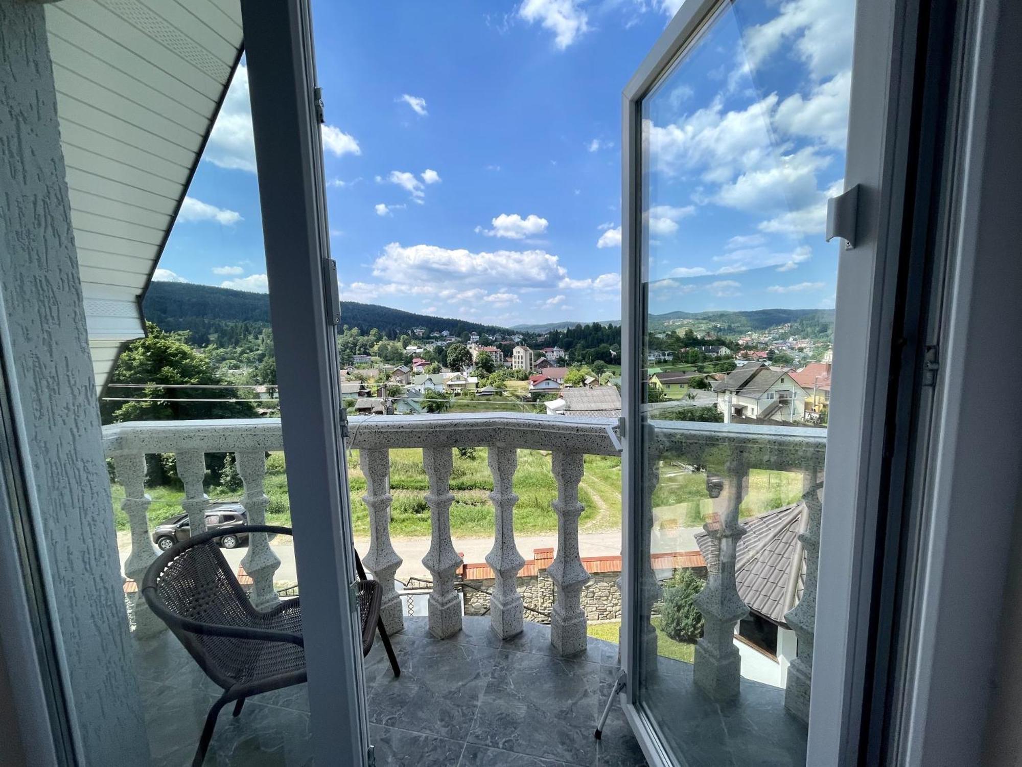 Вілла Milaro Skhidnytsia Bagian luar foto