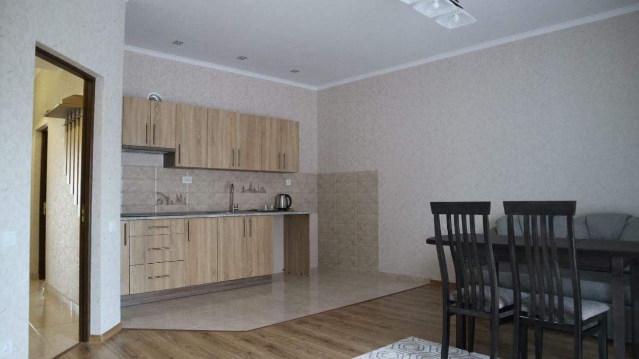 Вілла Milaro Skhidnytsia Bagian luar foto